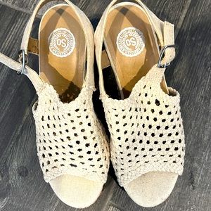 Size 7  So Perch Natural Sandal with cork bottom